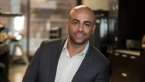 Emil davityan headshot preview