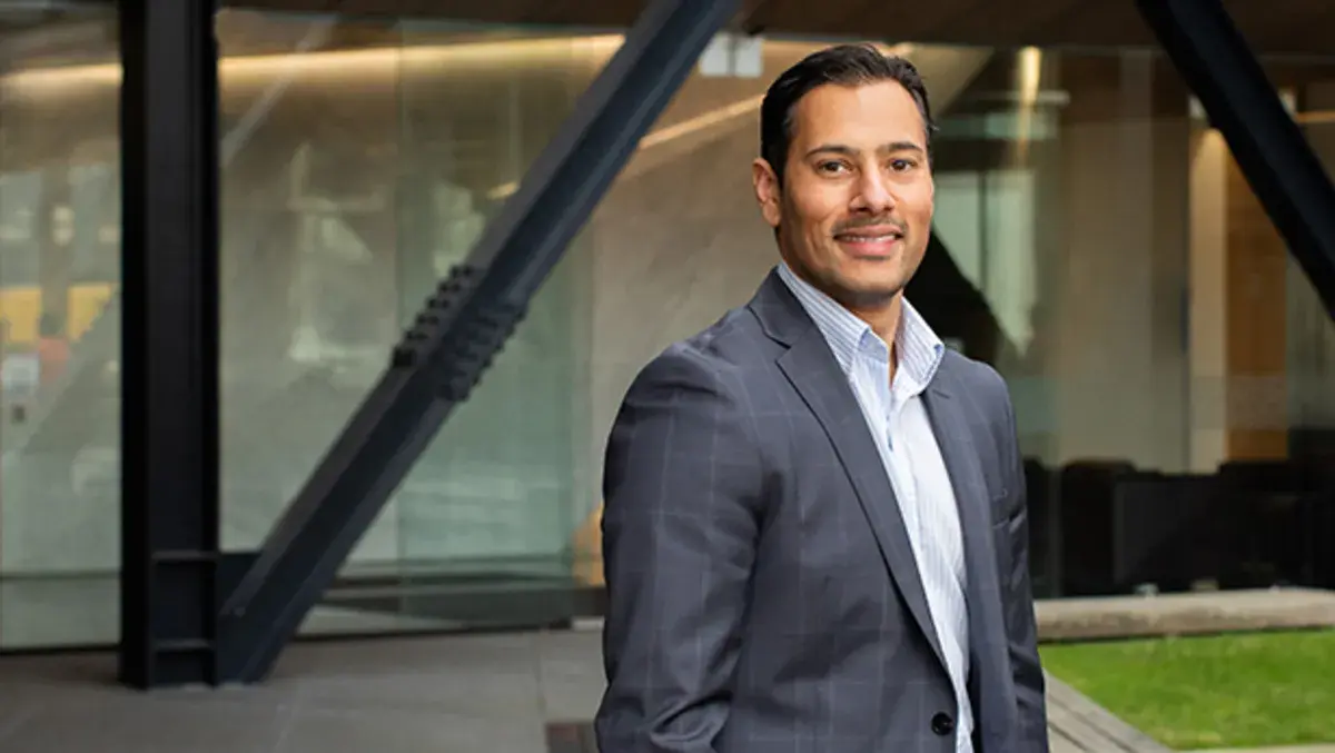 Peter fernando 620x348 web 14407823 1