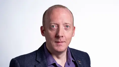 London firms lead AI adoption as regional gap widens